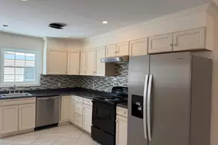 168 Woodycrest Dr, Farmingville, NY 11738 - Photo 3