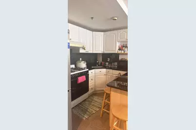 34-51 Leavitt Street #2B, Flushing, NY 11354 - Photo 3