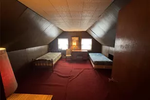 63 Morning Glory Rd, Levittown, NY 11756 - Photo 9