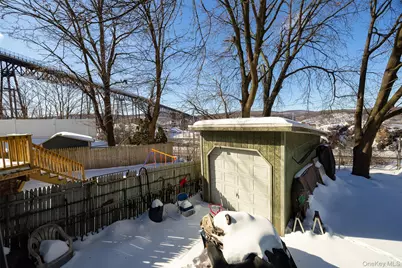 50 Albany Street, Poughkeepsie, NY 12601 - Photo 17