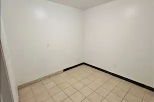 17719 Troutville Roads, Jamaica, NY 11434 - Photo 7