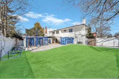 2 Valley Greens Drive, Woodmere, NY 11581 - Photo 29