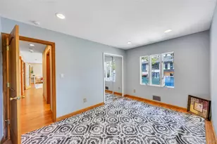 2 Valley Greens Dr, Woodmere, NY 11581 - Photo 17
