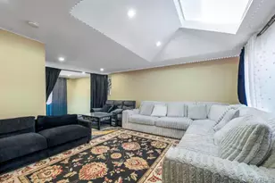 2 Valley Greens Dr, Valley Stream, NY 11581 - Photo 17