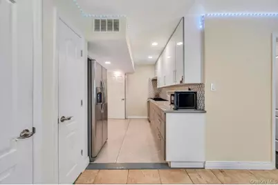 2 Valley Greens Drive, Woodmere, NY 11581 - Photo 19