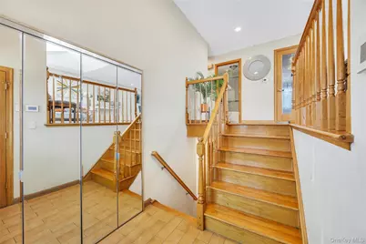 2 Valley Greens Drive, Woodmere, NY 11581 - Photo 3