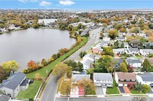 2 Valley Greens Dr, Woodmere, NY 11581 - Photo 7