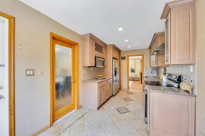 2 Valley Greens Drive, Woodmere, NY 11581 - Photo 11