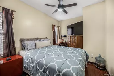 2415 St Raymonds Avenue, Bronx, NY 10461 - Photo 9