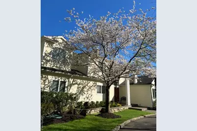 9 Meadowbrook Lane, Old Westbury, NY 11568 - Photo 3