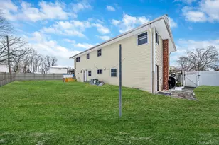 73 Olive St, Central Islip, NY 11722 - Photo 29