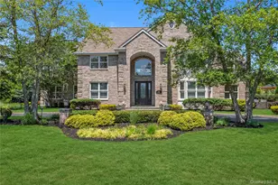 38 The Helm, East Islip, NY 11730 - Photo 27
