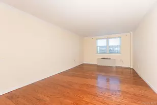 55 Clinton Ave, Rockville Centre, NY 11570 - Photo 7