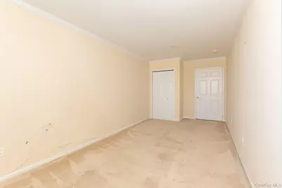 55 Clinton Avenue #403, Rockville Centre, NY 11570 - Photo 9