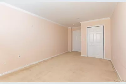 55 Clinton Avenue #403, Rockville Centre, NY 11570 - Photo 11