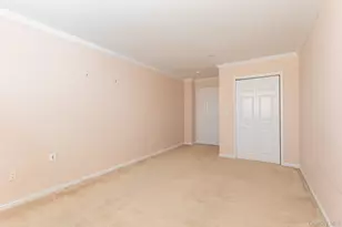 55 Clinton Ave, Rockville Centre, NY 11570 - Photo 11