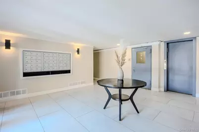 124 S Park Ave #2-S, Rockville Centre, NY 11570 - Photo 25