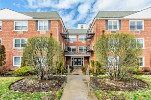 124 S Park Ave, Rockville Centre, NY 11570 - Photo 31