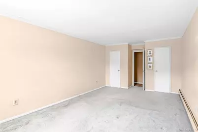 124 S Park Ave #2-S, Rockville Centre, NY 11570 - Photo 21