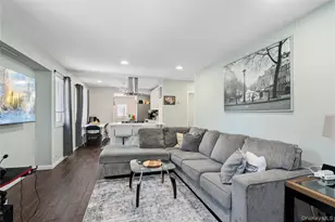 508 Michigan St, Ronkonkoma, NY 11779 - Photo 3