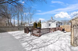 508 Michigan St, Ronkonkoma, NY 11779 - Photo 13