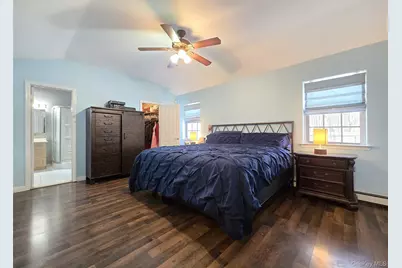 29 Pine Street, Port Jefferson, NY 11776 - Photo 17