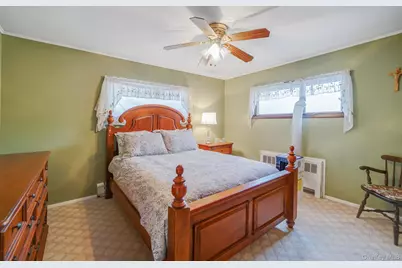 6 Noahs Path, Rocky Point, NY 11778 - Photo 19