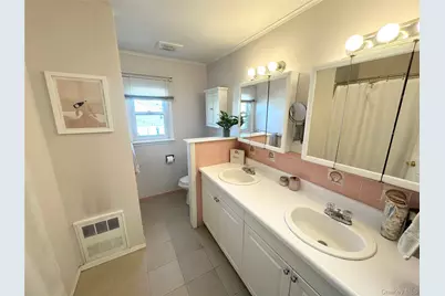 133 Cleveland Avenue #2nd Floor, Long Beach, NY 11561 - Photo 11