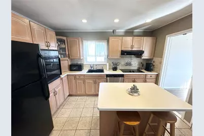 133 Cleveland Avenue #2nd Floor, Long Beach, NY 11561 - Photo 9