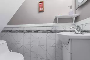 88-19 215th St, Queens Village, NY 11427 - Photo 13