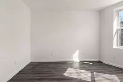 1047 Morris Avenue, Bronx, NY 10456 - Photo 37