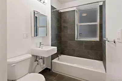 1047 Morris Avenue, Bronx, NY 10456 - Photo 19