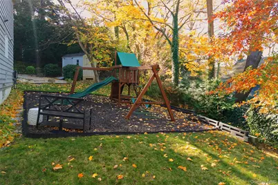 24 Hillcrest Avenue, Roslyn, NY 11576 - Photo 23