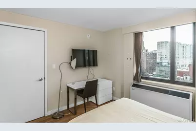 39-16 Prince Street #6G, Flushing, NY 11354 - Photo 19