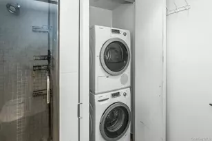 39-16 Prince St, Flushing, NY 11354 - Photo 23