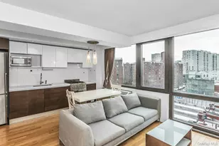 39-16 Prince St, Flushing, NY 11354 - Photo 11