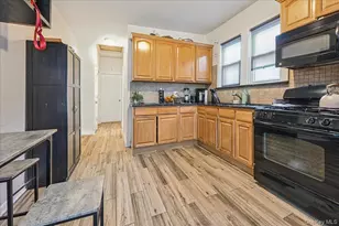 1065 Stell Pl, Bronx, NY 10469 - Photo 5