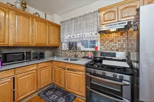 1065 Stell Pl, Bronx, NY 10469 - Photo 13