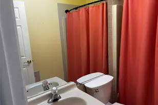 8 Hickory Rd, Port Washington, NY 11050 - Photo 9