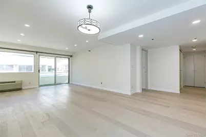 88 Cuttermill Road #418, Great Neck, NY 11021 - Photo 7