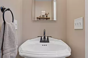 35 Wood St, Poughkeepsie, NY 12603 - Photo 23