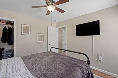 35 Wood Street, Poughkeepsie, NY 12603 - Photo 27