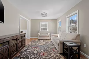 35 Wood St, Poughkeepsie, NY 12603 - Photo 7