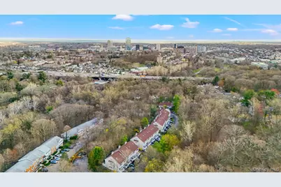 401 Park Ridge Lane, White Plains, NY 10603 - Photo 23