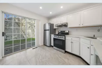 401 Park Ridge Lane, White Plains, NY 10603 - Photo 7