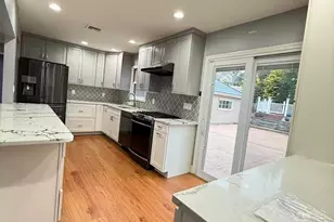 3 Grant Ave, Albertson, NY 11507 - Photo 3