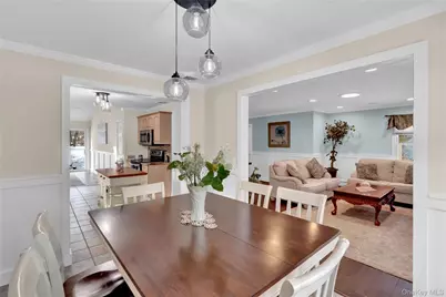 96 Brooksite Drive, Smithtown, NY 11787 - Photo 9