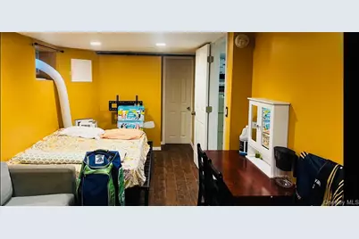 13107 107th Avenue, Richmond Hill, NY 11419 - Photo 21