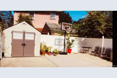 13107 107th Avenue, Richmond Hill, NY 11419 - Photo 11