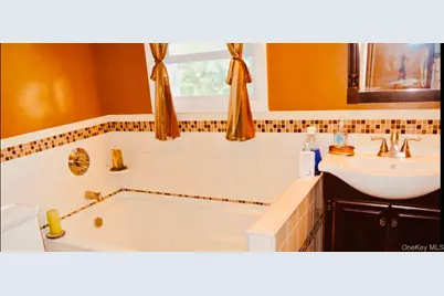 13107 107th Avenue, Richmond Hill, NY 11419 - Photo 17